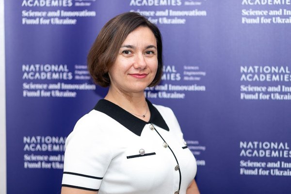 Dr.Yevheniia Polishchuk